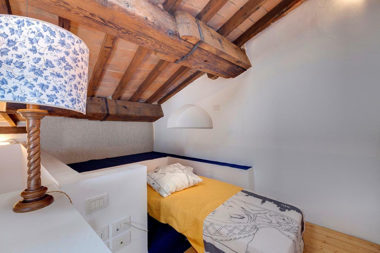 Finardi Apartment Флоренция Екстериор снимка